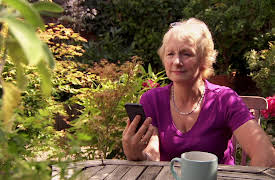 Sarah Beeny's How to Sell Your Home: Leeds and Cheltenham