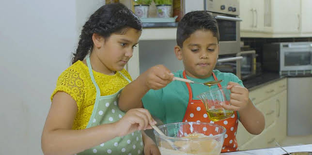 12:00 PM: My World Kitchen (S1) | Cbeebies | 11/23 2025