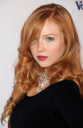 Molly C. Quinn as 