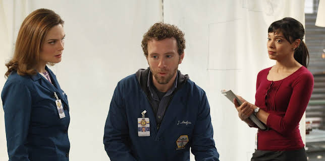 07:30: Bones (S4 E24) (S4) | Viasat Series | 11/3 2025