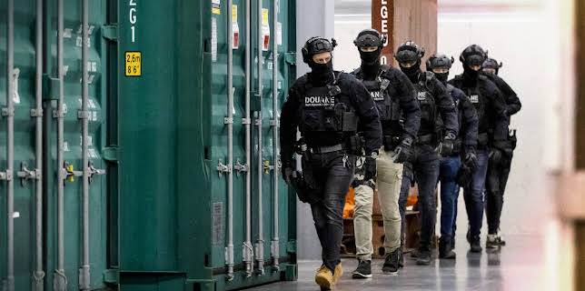 09:00: Drogen für Europa - Kokain-Mafia gegen Staat | ZDFinfo | 10/28 2025