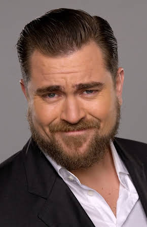 Håkon Bast Mossige as 