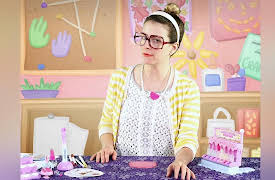 Arts & Crafts with Crafty Carol - Cool School: Back to School Beados Craft