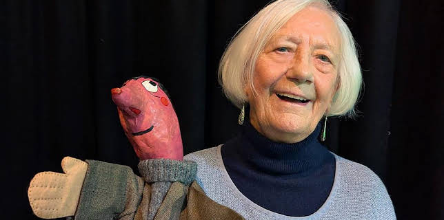 10:30 PM: Angus Og: The Making of a Tabloid Teuchter | BBC Alba | 1/7 2026