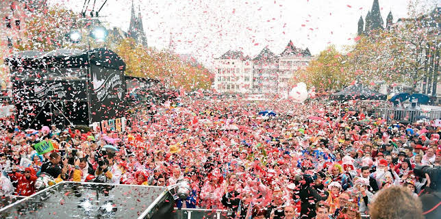 10:30: 11.11. - Sessionseröffnung Kölner Karneval | WDR Fernsehen | 11/11 2025