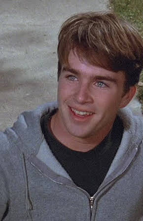 Michael Sharrett as 