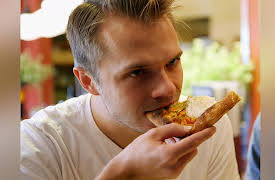 Worth It: $5 Pizza Vs. $135 Pizza