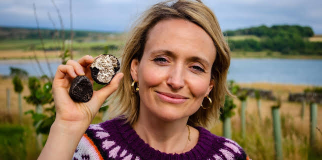 3:30 AM: Food Unwrapped | More 4 | 12/15 2025