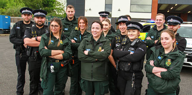 9:00 PM: 999: Emergency Call Out (S1 E4) (S1) | 5 Star | 12/14 2025