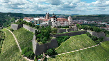 22:00: Die Würzburger Festung – Herzschlag einer Baustelle | BR Fernsehen | 11/10 2025