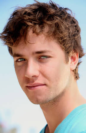 Jeremy Sumpter as 