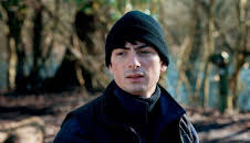 Stalk (S03/E01)