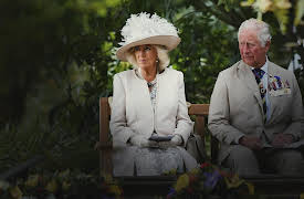 The Whole Story With Anderson Cooper, Season 1: Reign Begins:Charles & Camilla