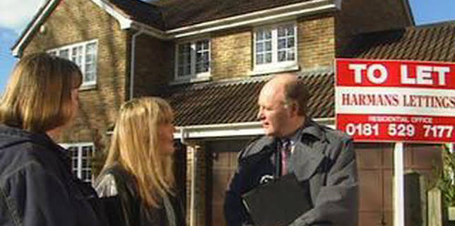 3:20 AM: Birds of a Feather (S7 E7) (S7) | Drama | 1/11 2026