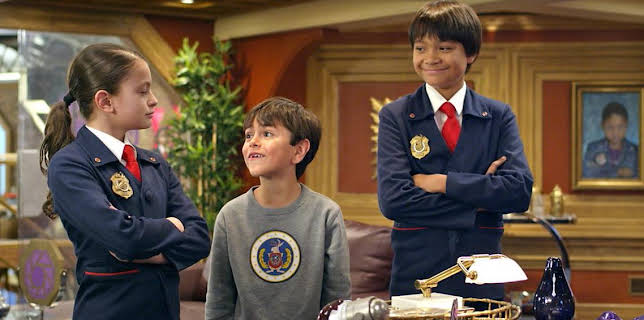 12:55 PM: Odd Squad (S1) | CBBC | 11/1 2025