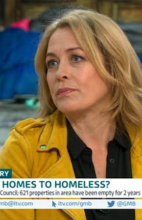Sarah Beeny as 