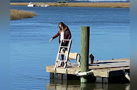 How She Rolls, Season 1: Thanksgiving