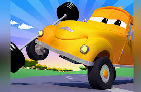 Amber the Ambulance: Tom Throws His Back Out! / An Unripe Strawberry! /The Bus is in a Bad Way! / The Little Pink Car's Allergic!