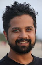 Anand Tiwari som Hafiz