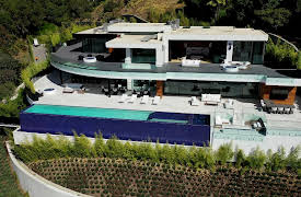 Luxury Homes Revealed: Extraordinary Beverly Hills