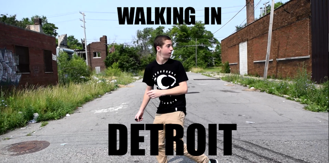 Walking in Detroit (2016)