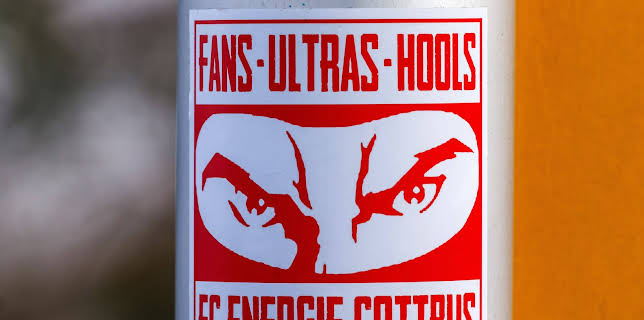 18:00: Inside Fankurve - radikal und extrem | ZDFinfo | 12/4 2025