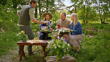 08:40: Hygge i hagen: Våtbed og vegetarmat | NRK 1 | 4/3 2026