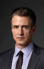 Dermot Mulroney como 