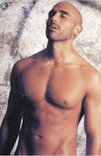 Héctor Suárez Gomiz as 