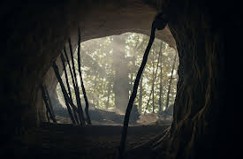 Early Humans: Ice, Stone, and Survival: Why There’s No Such Thing as Cavemen