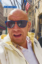 Frankie Oatway as Bob