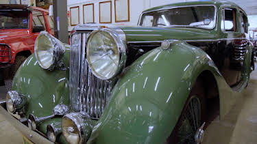 2:00 PM: Bangers & Cash (S1 E2) (S1) | Dave | 1/12 2026