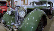 Bangers & Cash (S1 E2)