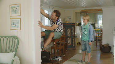 20:30: Neste sommer (S4 E9) (S4) | TVNorge | 6/4 2026