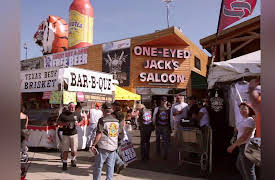 Sturgis Raw Season 1: Final Frenzy