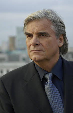 Peter Simonischek as 