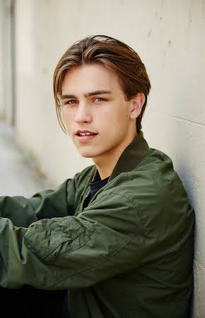 Jordan Dulieu as 