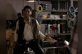 Breaking In Season 1: Pilot
