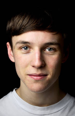 Oscar Kennedy as 