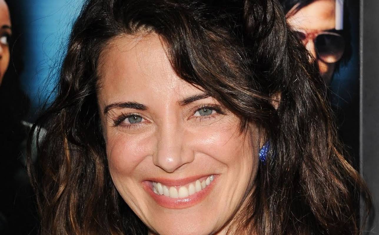 Alanna Ubach