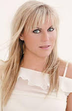 Josefin Nilsson som 