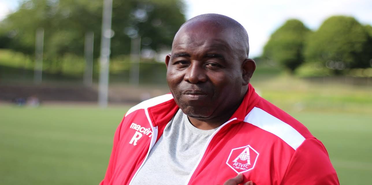 Football Fans: Under Their Skin (2019)