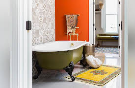 Music City Fix, Season 1: Flipping the Queen