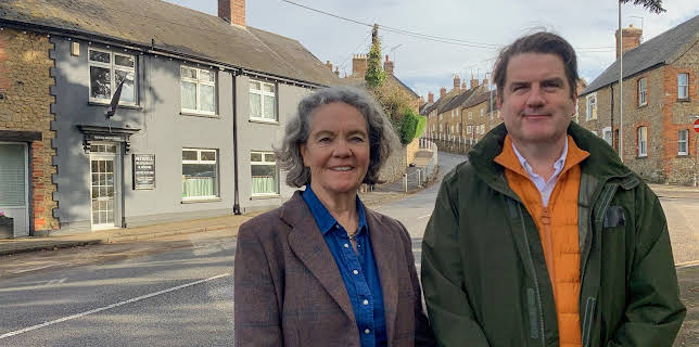 7:25 PM: Four in a Bed | More 4 | 12/7 2025