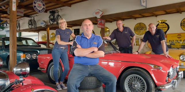 2:00 AM: Bangers & Cash (S1 E10) (S1) | Yesterday | 11/17 2025