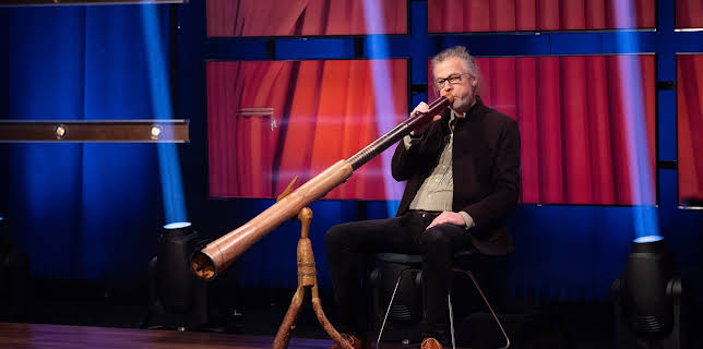 08:40: Alle mot alle (S4 E31) (S4) | TVNorge | 12/18 2025