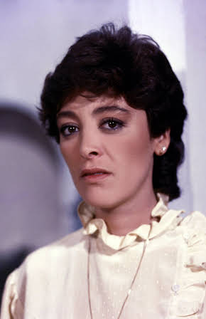 Silvia Pasquel as 
