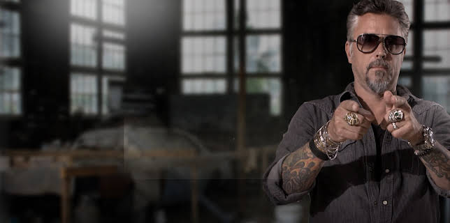 1:00 PM: Garage Rehab (S1 E1) (S1) | Discovery Turbo | 11/24 2025