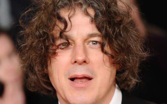Alan Davies