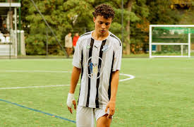 Now or Never: FC Montfermeil, Season 1: Gate of Dreams